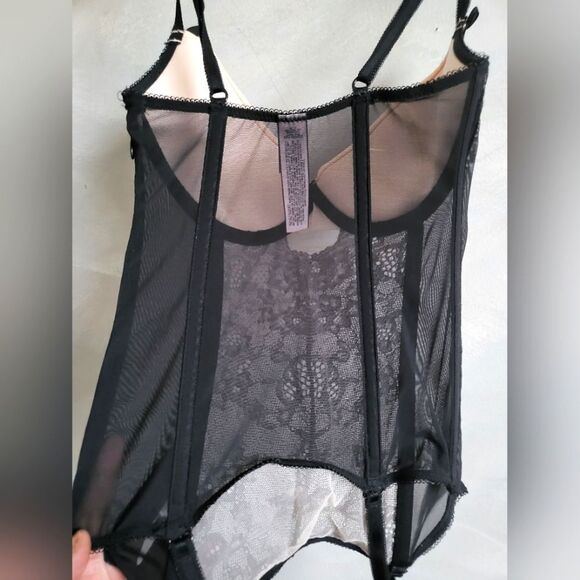 Victoria's Secret Lace & Sheer Corset with Garder Straps Size 32D EUC - Picture 2 of 9